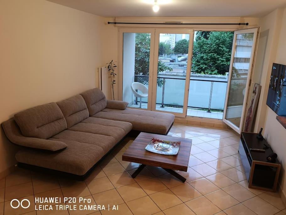 Spacieux 3 Pieces Sur Jardin Ivry-sur-Seine Eksteriør bilde